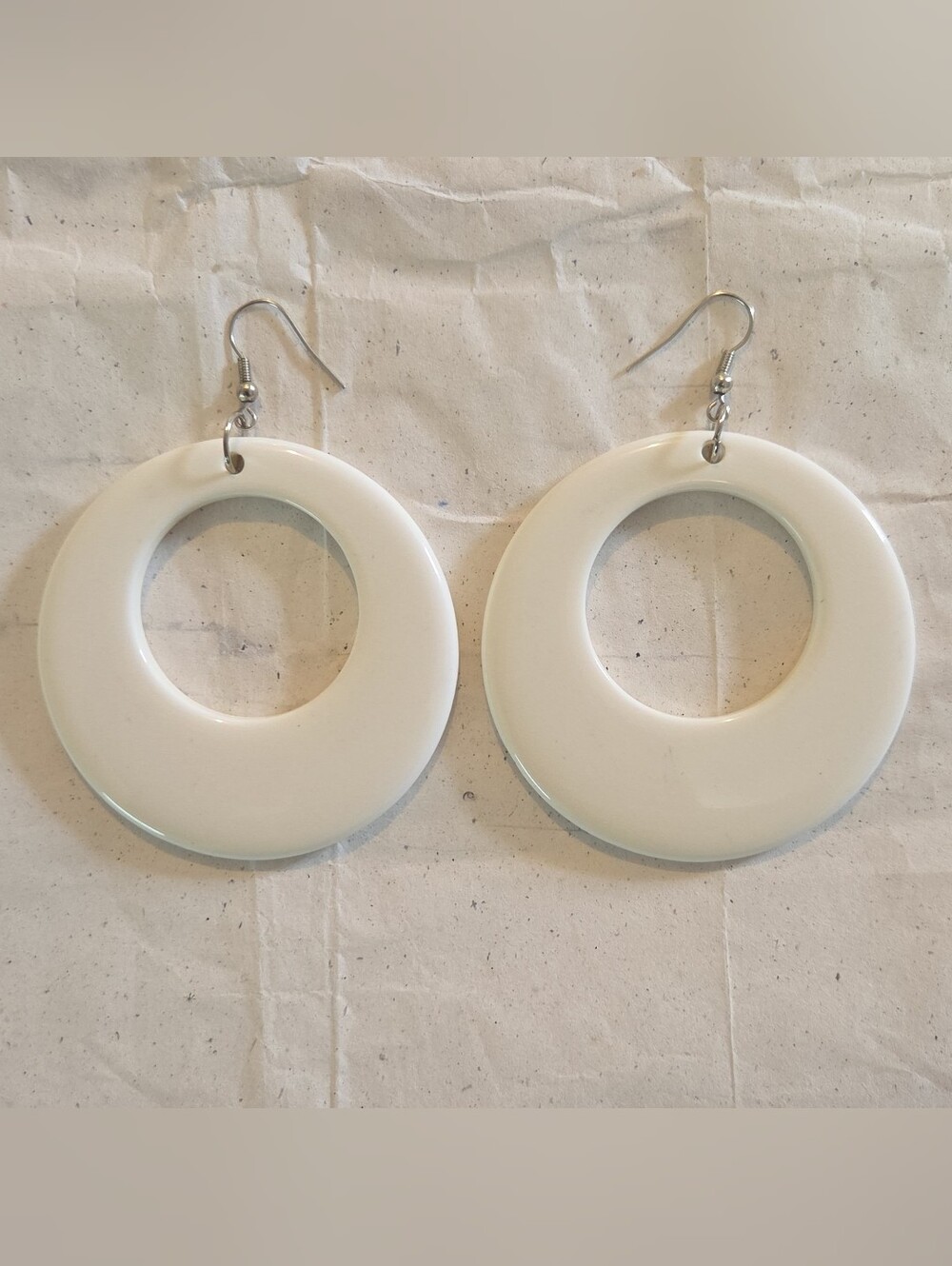 Retro White Donut Drop Hoop Plastic Dangle Earrings Hook Closure 3 in 70s Vibe